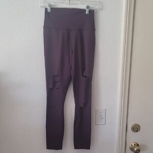 ALO Yoga Dark Purple Distressed Leggings 💜